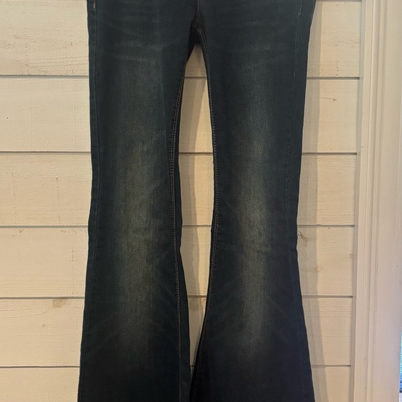 Free People Dark Blue Flare Jeans Pull on denim 27 waist - Picture 9 of 15